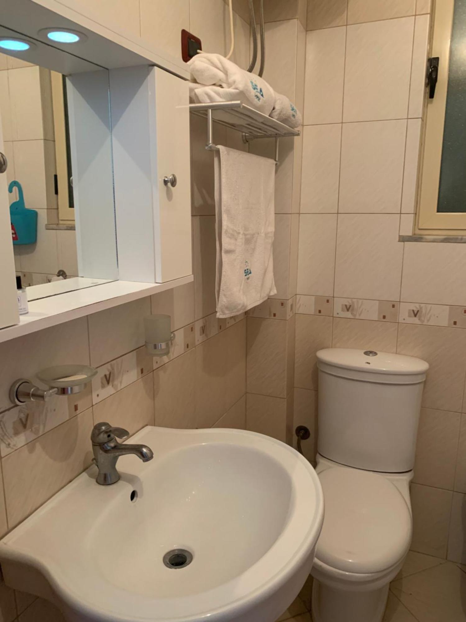 Lungomare Apartment Sea Home Влёра Экстерьер фото
